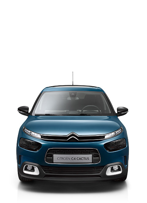 Imagen frontal del Citroën C4 Cactus mostrando su diseño único y faros característicos.