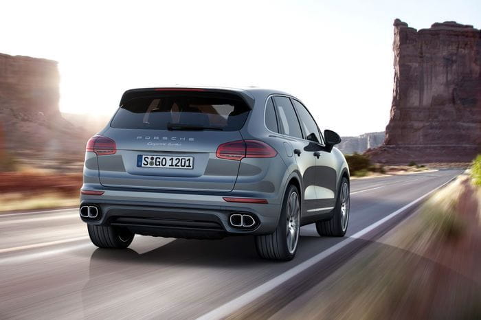 El Porsche Cayenne se renueva con potencia turbo y una versión enchufable