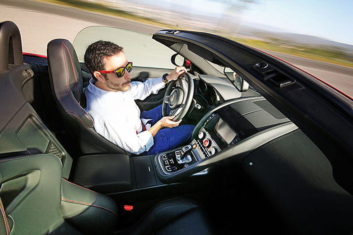 Jaguar Virtual Windscreen