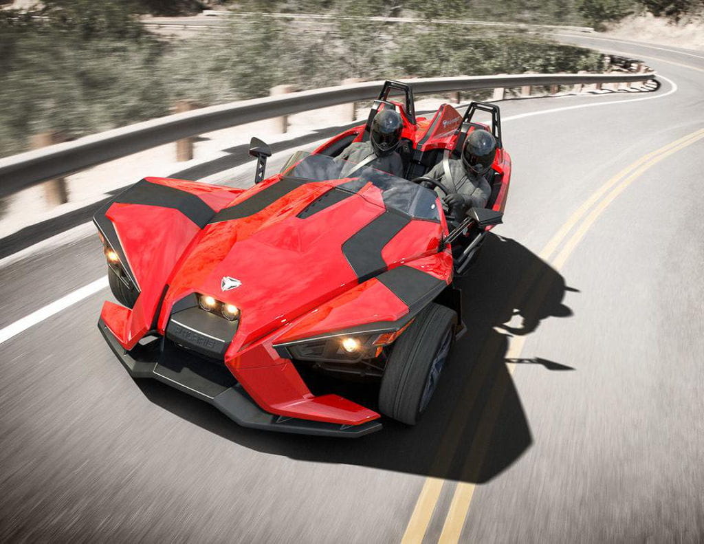 Polaris Slingshot, diversión sin aditivos: 175 caballos para 771 kg y sólo 3 ruedas