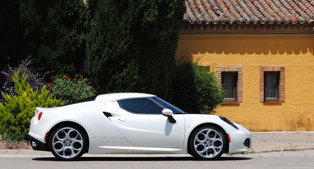 Imagen exterior del Alfa Romeo 4C