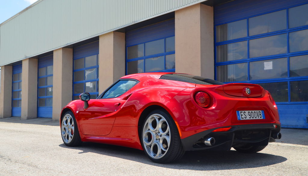 Vista trasera del Alfa Romeo 4C