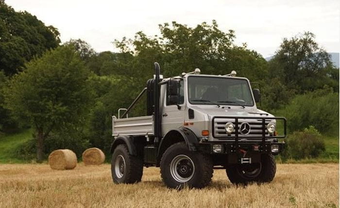 Mercedes Unimog