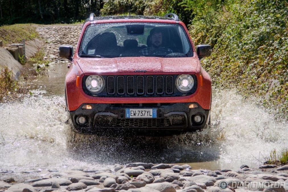 Jeep Renegade 2015, presentación y prueba en Milán: al volante dentro y fuera de la carretera