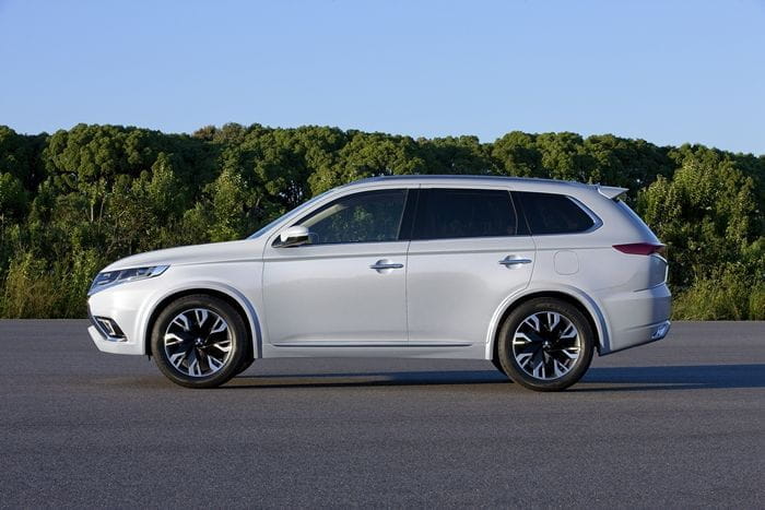 Mitsubishi outlander PHEV Concept-S