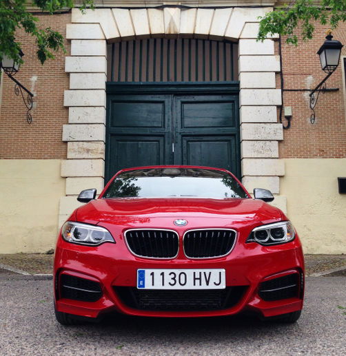 BMW M235i