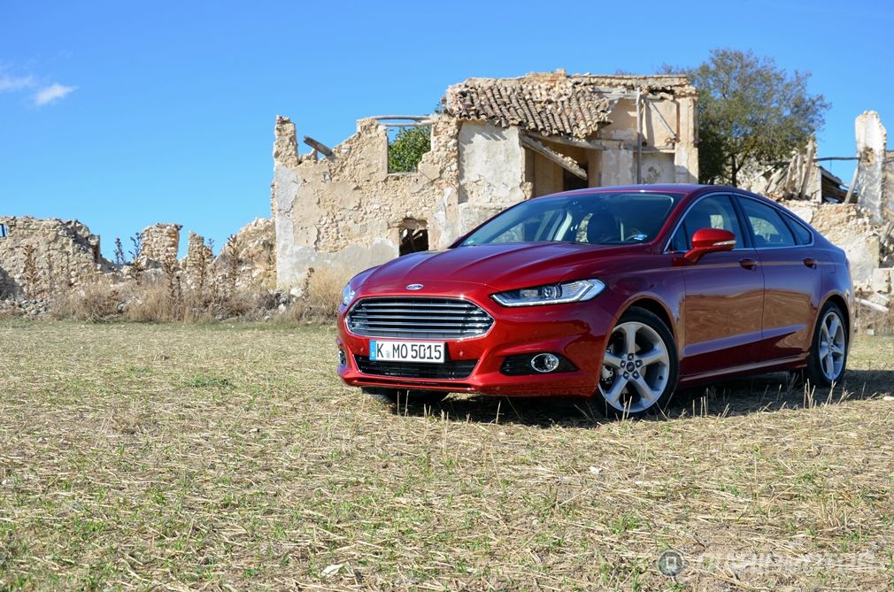 Nuevo Ford Mondeo 2015