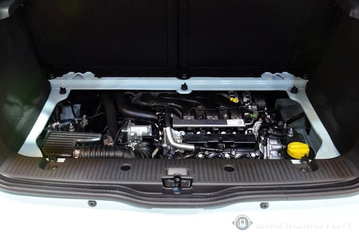 ¿Qué hay debajo del maletero de los smart y Renault Twingo?