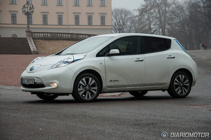¿Nissan Leaf o Nissan Pulsar? eléctrico y gasolina al mismo precio, tú eliges