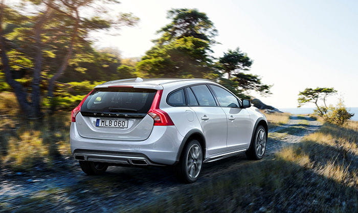 Volvo V60 Cross Country 2015