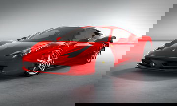 Vista lateral delantera que muestra las líneas aerodinámicas del 458 Italia.