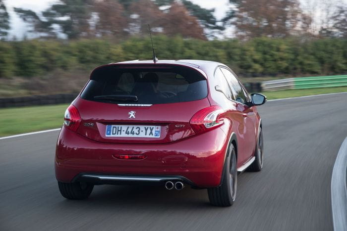 Peugeot 208 GTI 30th, nueva galería de imágenes 