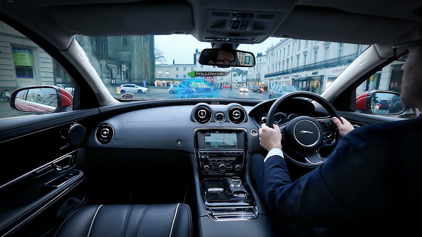 Jaguar 360 Virtual Urban Windscreen