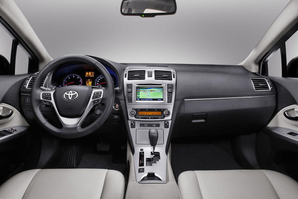 Más de 7.000 euros de descuento en la compra de un Toyota Avensis 