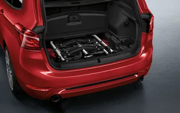 Visión del maletero abierto del BMW Serie 2 Gran Tourer, amplio y versátil.