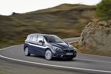 Dinámica lateral del BMW Serie 2 Gran Tourer en acción