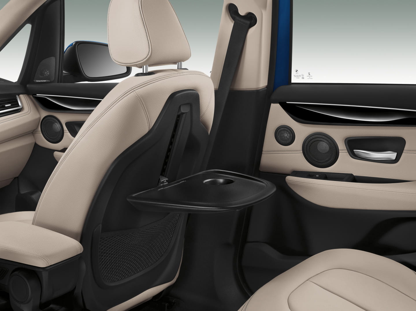 Vista de los acabados y detalles del interior del BMW Serie 2 Gran Tourer.