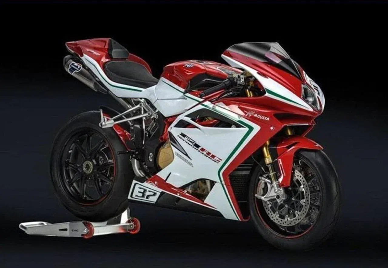 MV Agusta F4 RC 2015 el Ferrari de las motos