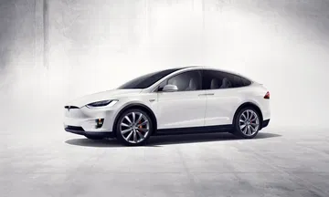 Tesla Model X 10