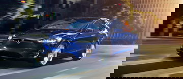 Tesla Model X 16