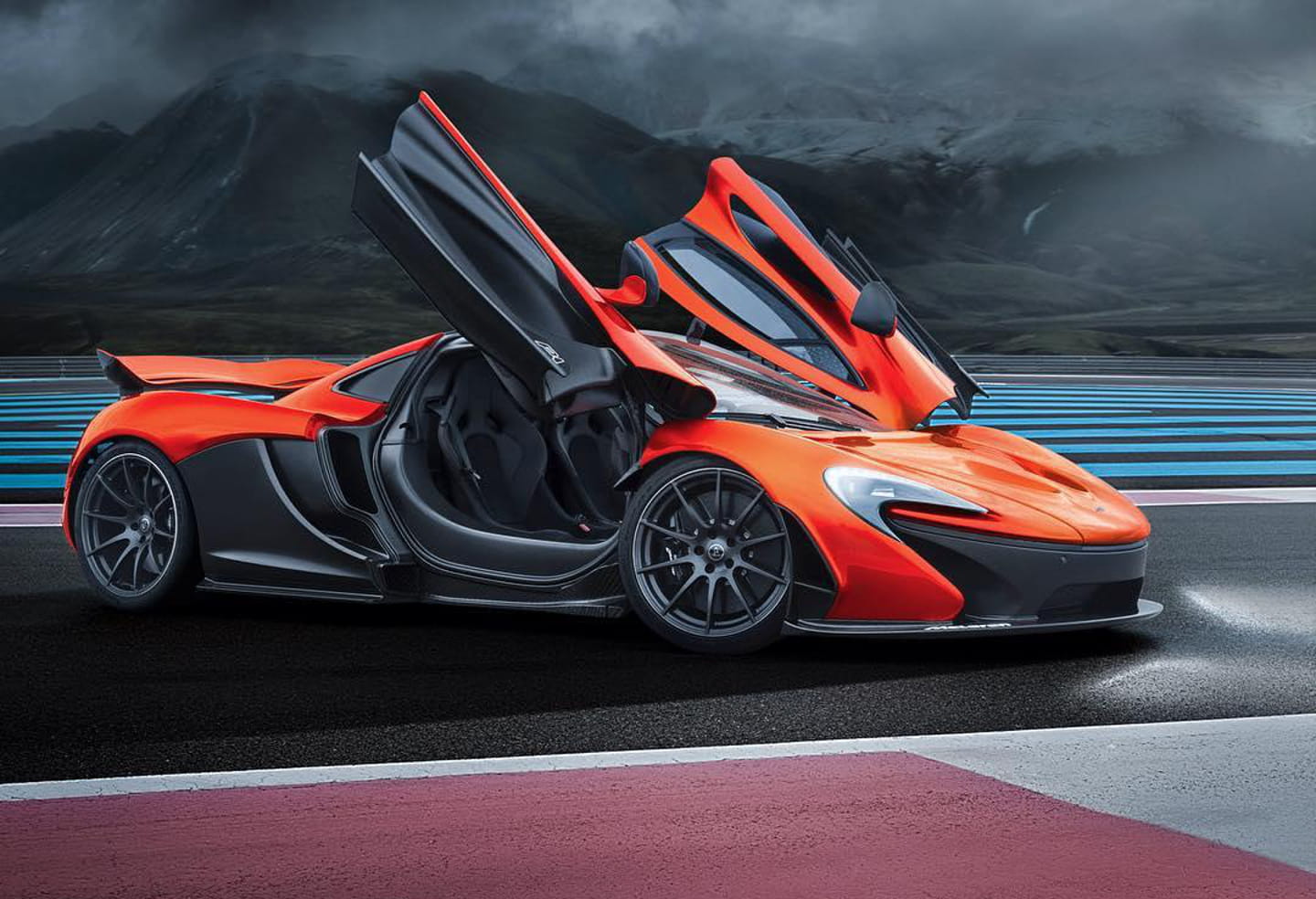 mclaren_P1_MSO_fibra_carbono_naranja_DM_2.jpg