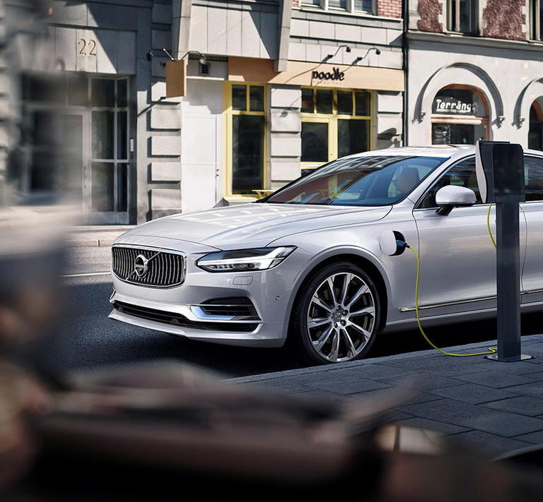 Volvo dice adiós al diésel: ¿por qué no seguir con una familia joven de ...