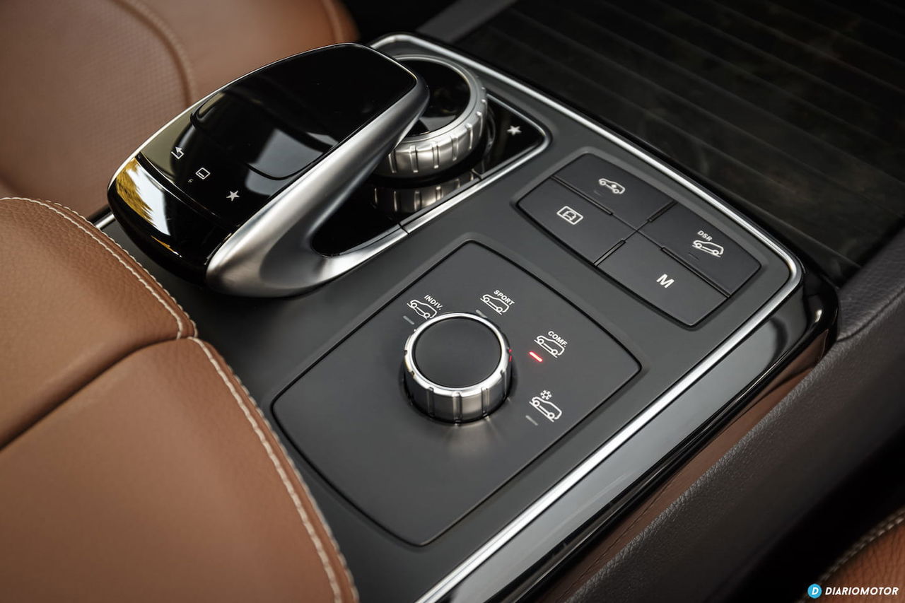 GLE 350d Coupe: Diamantweiß, Leder LUGANO Sattelbraun/Schwarz