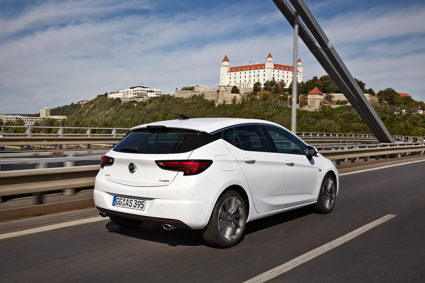 Opel Astra h 2021