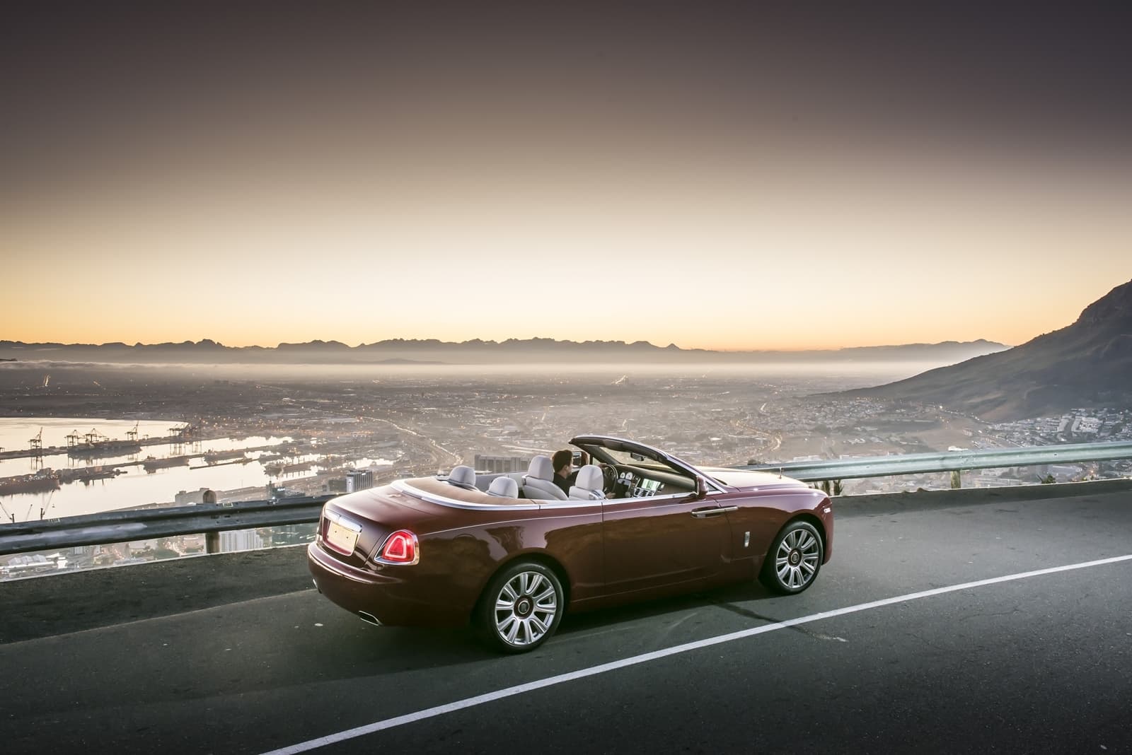 Rolls Royce Dawn Ficha 1018 017