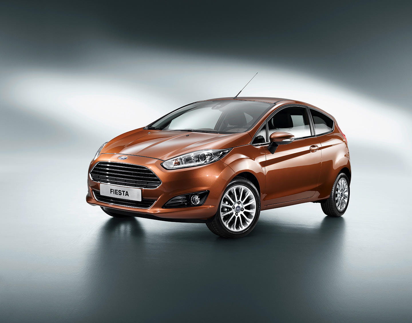 Capacidad deposito ford fiesta trend #6