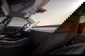 Tesla Model 3 07