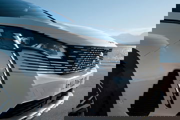 Peugeot 3008 2021 Hev Exterior 09