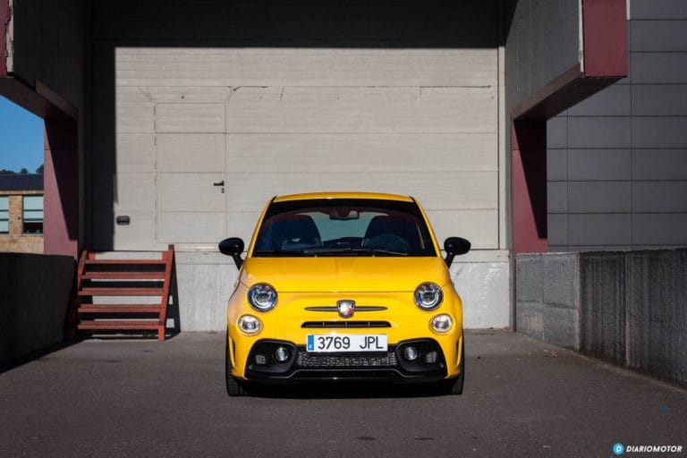 abarth-595-competizione-prueba-1-mdm thumbnail thumbnail