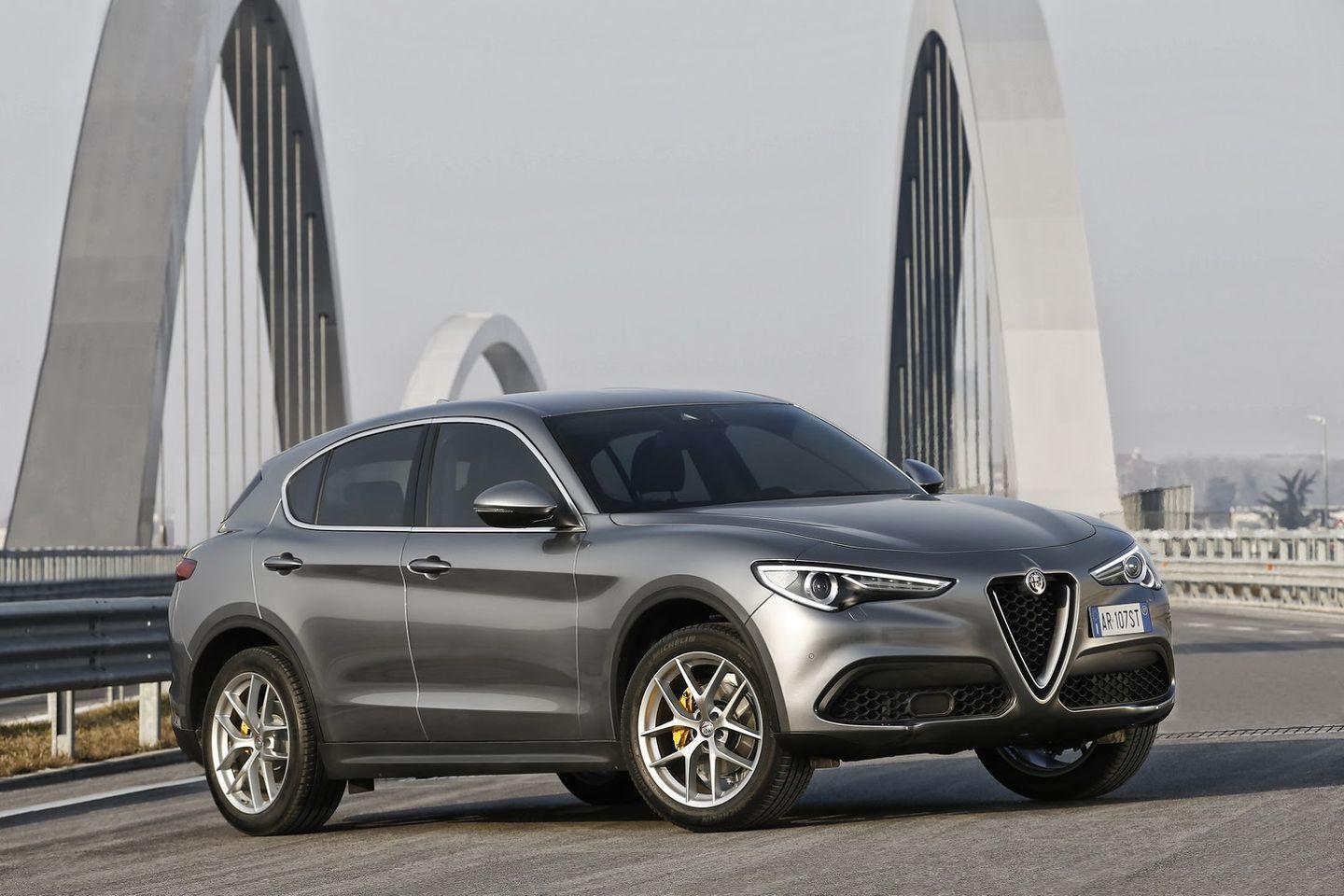 alfa-romeo-stelvio-galeria-fotos-58.jpg