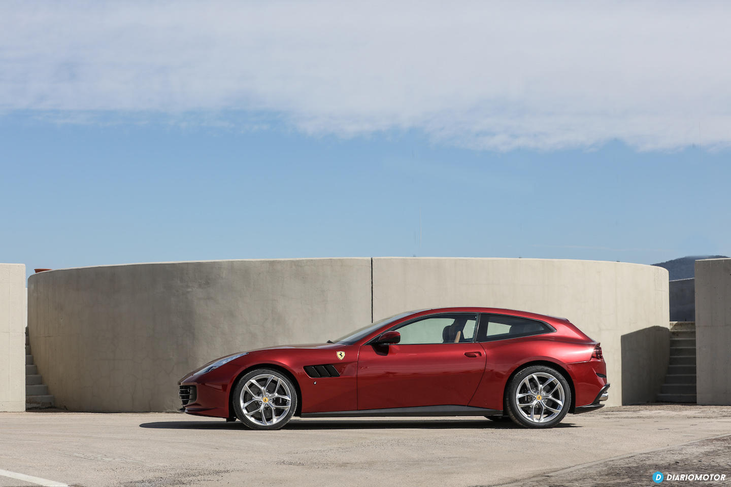 ferrari_gtc4lussot_mdm9.jpg