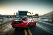 dodge-challenger-srt-demon-dm-precio-8-180x120.jpg