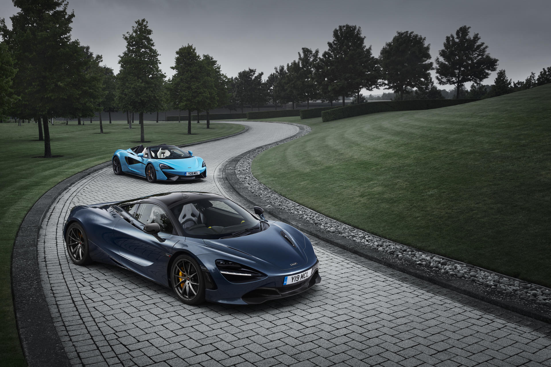 12McLaren720S_570S-Spider-1.jpg