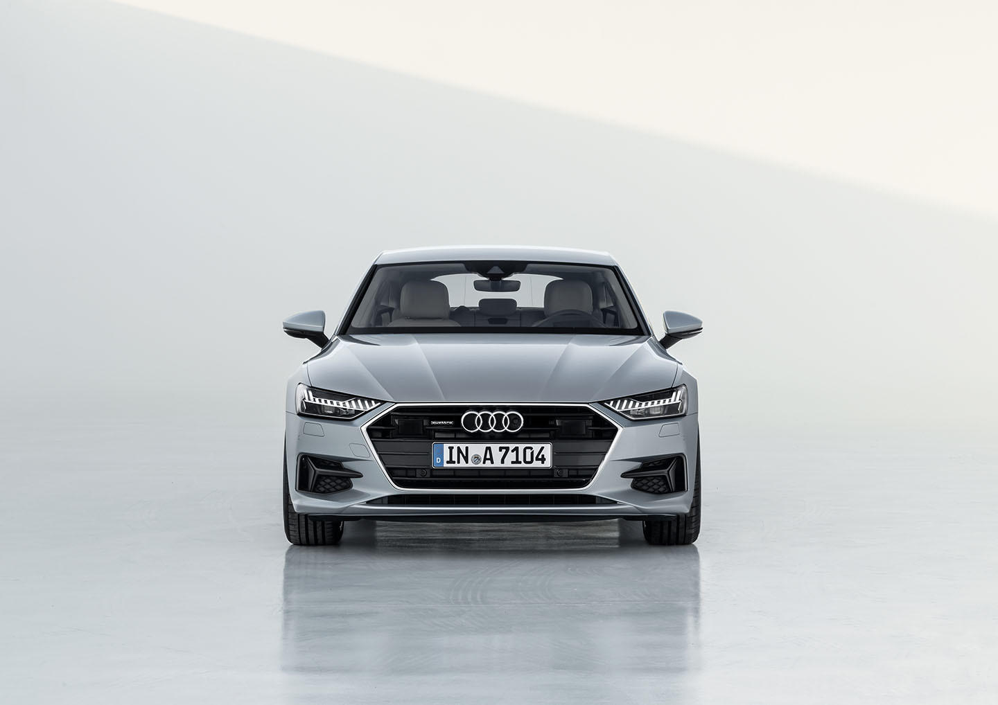 Fascia delantera del Audi A7 Sportback con diseño moderno y distintivo.