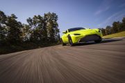 aston-martin-vantage-2018-1-180x120.jpg