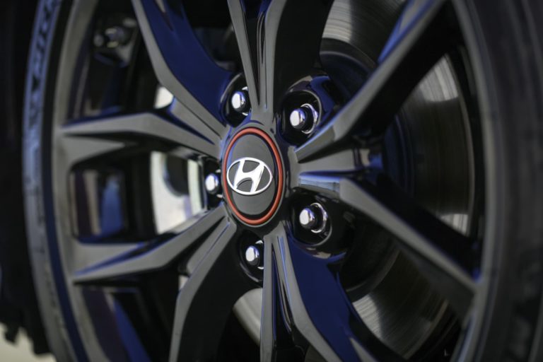 30910-2019VelosterR-SpecTurbo thumbnail thumbnail