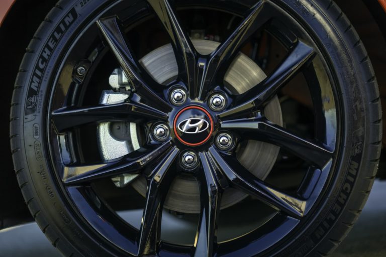 30912-2019VelosterR-SpecTurbo thumbnail thumbnail