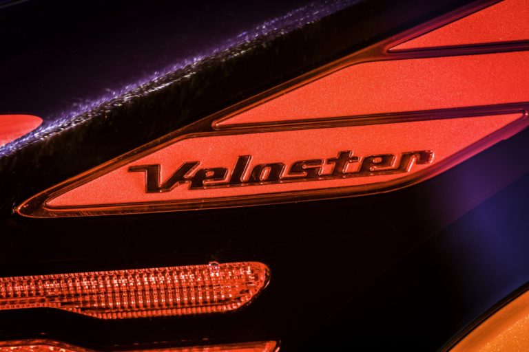 30913-2019VelosterR-SpecTurbo thumbnail thumbnail