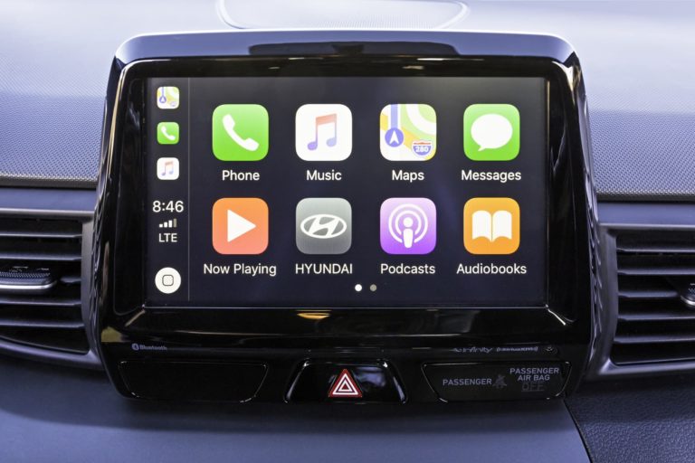 30924-2019Veloster thumbnail thumbnail