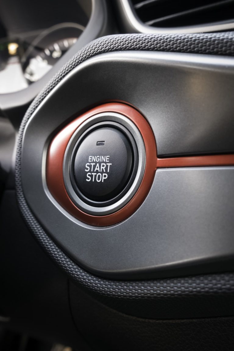 30938-2019VelosterTurbo thumbnail thumbnail