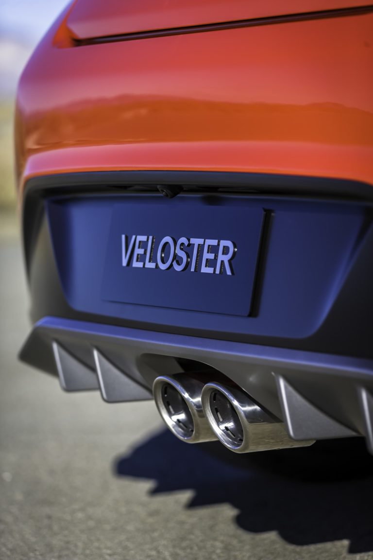 30951-2019VelosterTurbo thumbnail thumbnail