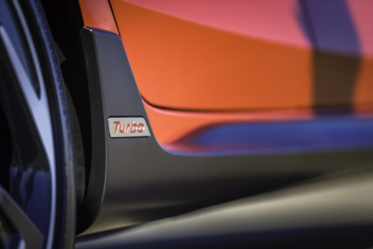 30953-2019VelosterTurbo thumbnail thumbnail