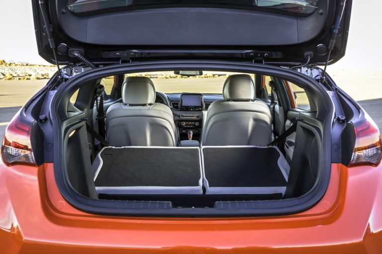30983-2019VelosterTurbo thumbnail thumbnail