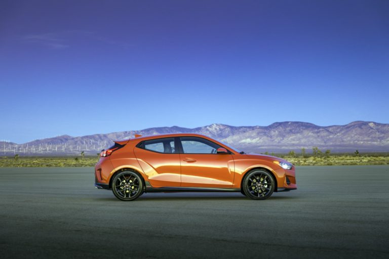 30984-2019VelosterTurbo thumbnail thumbnail