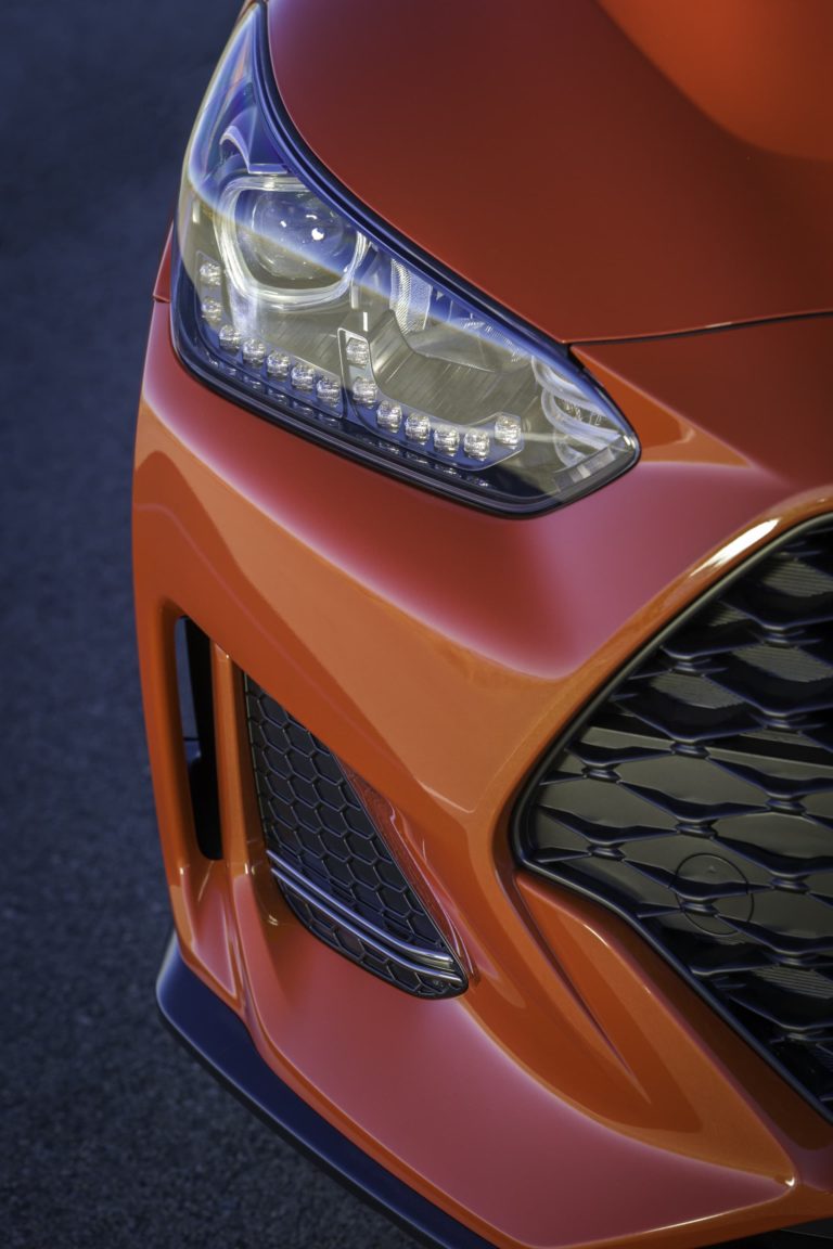 30988-2019VelosterTurbo thumbnail thumbnail