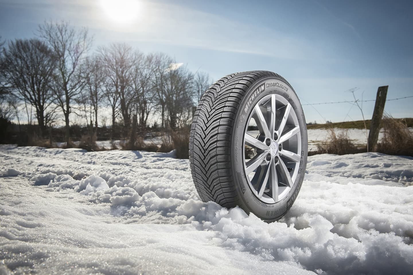 Con la llegada del invierno, y del frío, también se avecina la nieve. Si  quieres estar preparado, aquí tienes las mejores cadenas de nieve para tu  coche.